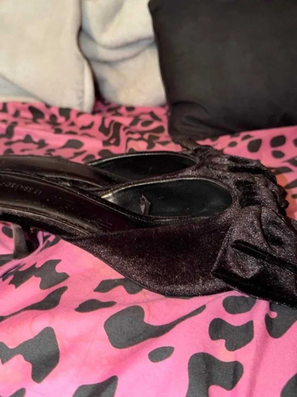 Forever 21 Women's Black Footwear